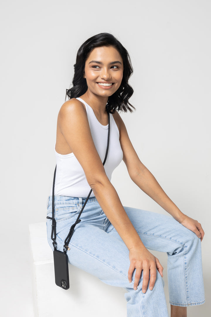 Blackout Hands-Free Phone Strap – Stylish & Secure Accessory