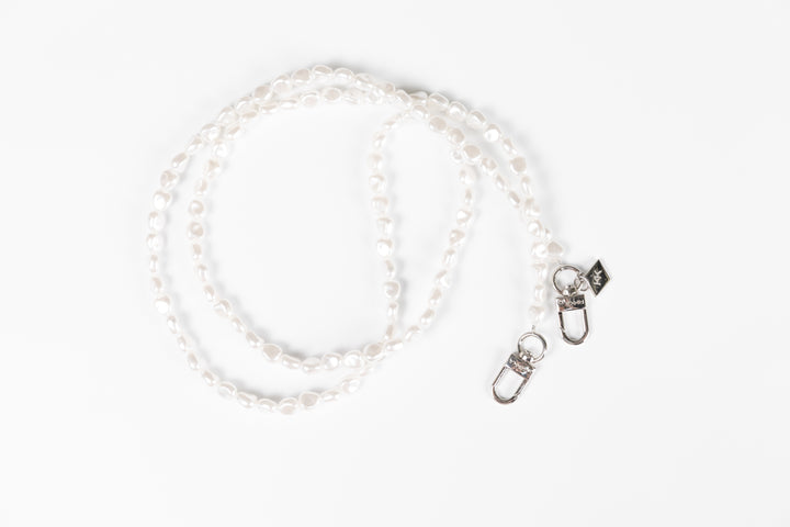 Elegant Pearl Phone Strap – Stylish & Secure Accessory