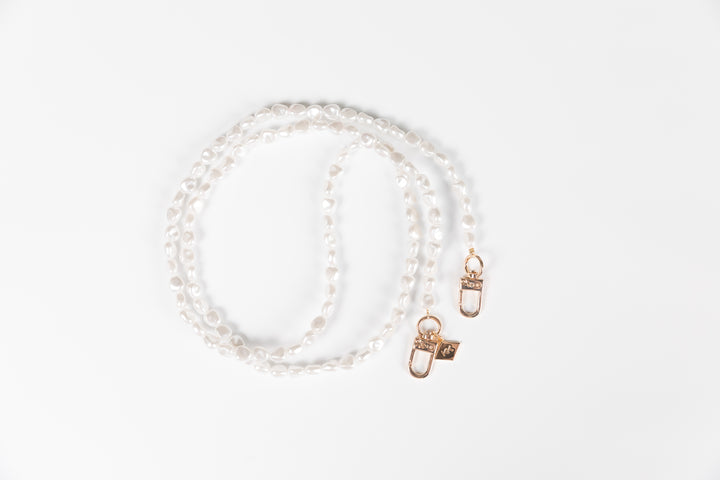 Elegant Pearl Phone Strap – Stylish & Secure Accessory