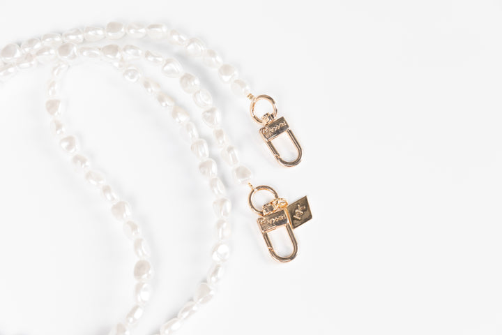 Elegant Pearl Phone Strap – Stylish & Secure Accessory
